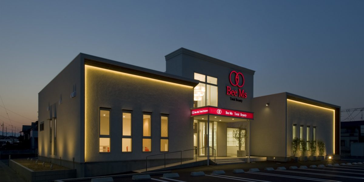 Beems Total Beauty 西中島店 名古屋美容院のbee Ms Beems Total Beauty 西中島店 名古屋美容院のbee Ms